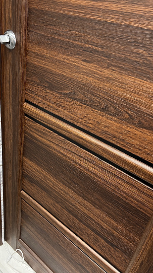 Межкомнатная дверь  